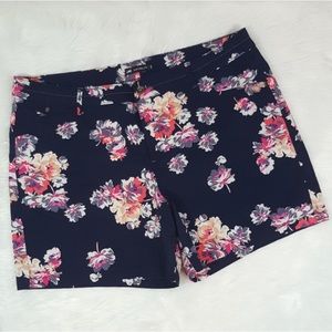 Lee | Natural Fit Floral 1889 Navy Pink Shorts